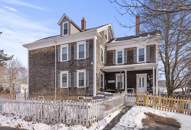 view of front of home featuring a porch