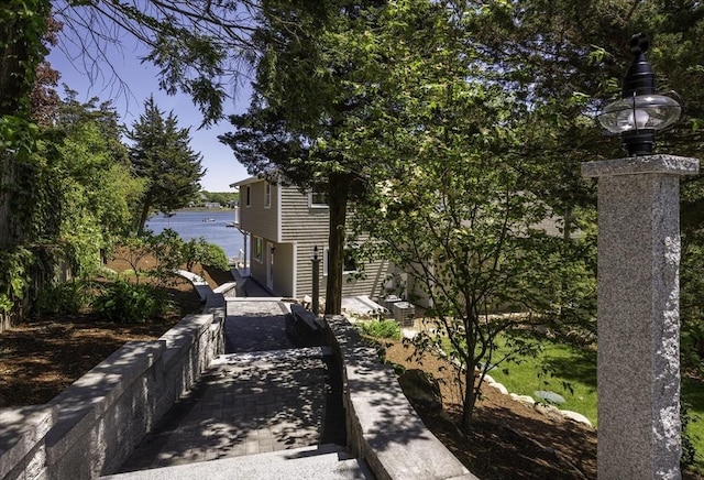 7 Cove Way, Gloucester, MA 01930 - view of property exterior