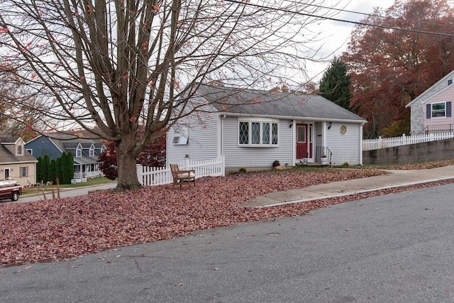 view of front of property