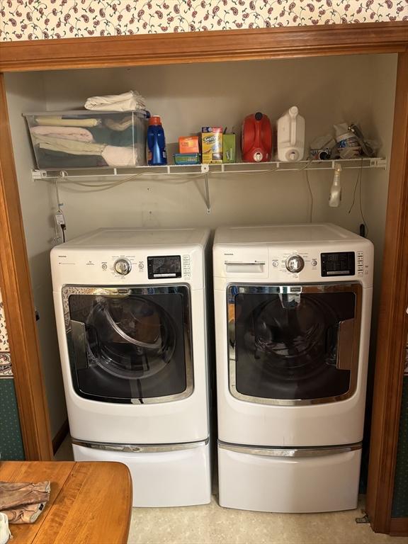 laundry area featuring washer and dryer