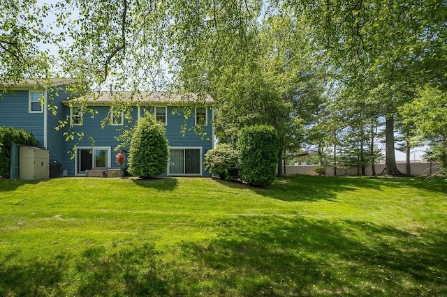 19 Garden St Unit 107, Danvers, MA 01923 - rear view of house