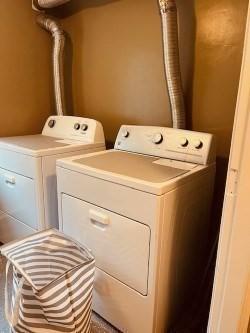 475-479 Sea St Unit 2, Quincy, MA 02169 - washroom with washer and clothes dryer