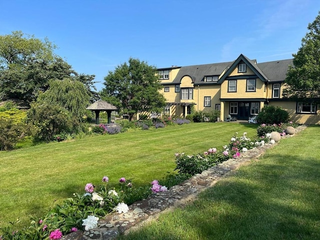 view of yard featuring a gazebo