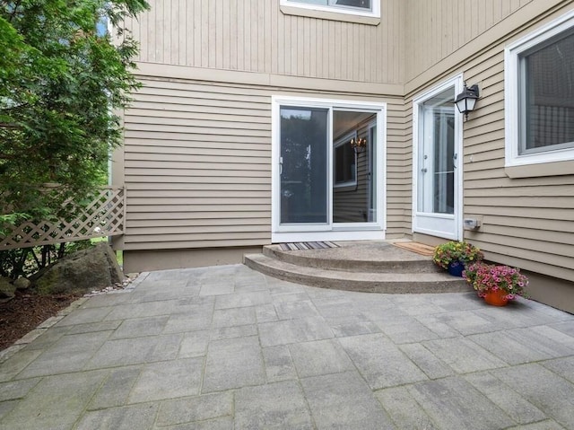 3 Loyalist Dr Unit 3, Uxbridge, MA 01569 - view of patio / terrace