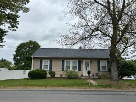 98 Varnum Rd, Dracut, MA 01826 - view of front of property