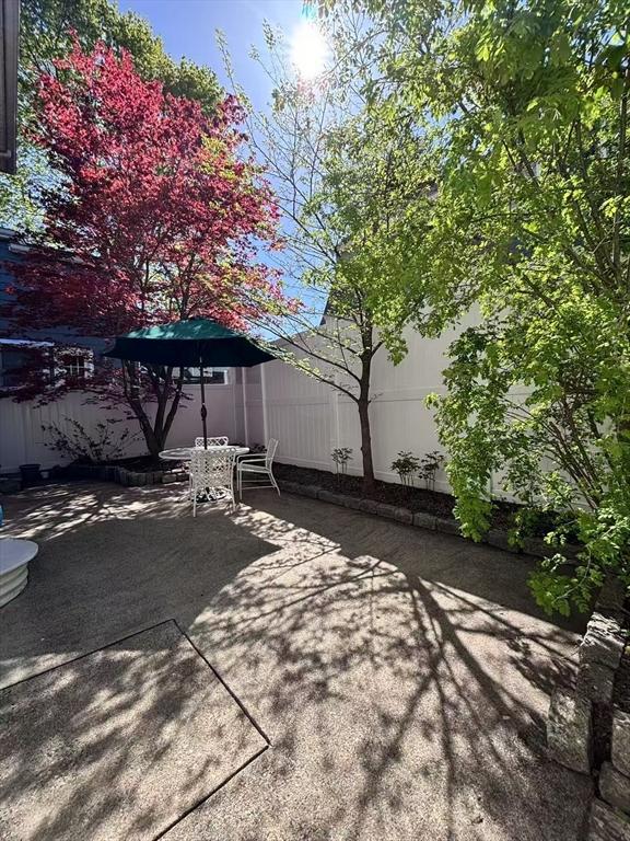 view of patio / terrace with outdoor dining space