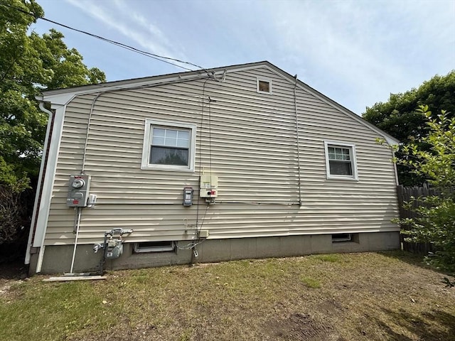 16 Firglade Dr, Attleboro, MA 02703 - view of side of property