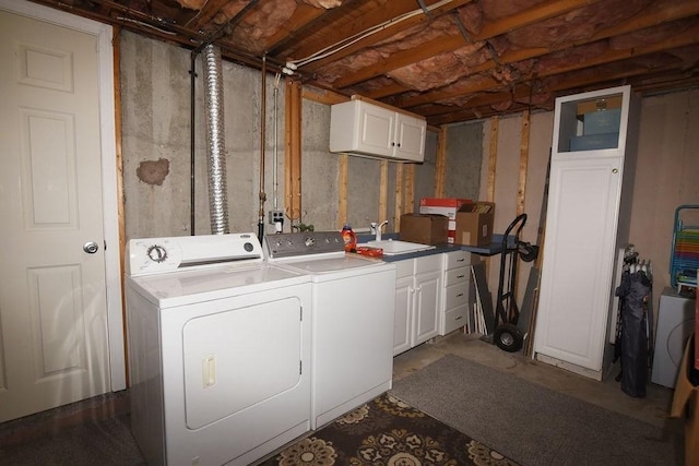 9 Lydon Ln Unit D2, Halifax, MA 02338 - laundry room with washer and clothes dryer and cabinet space
