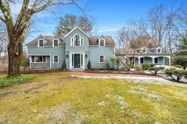 view of front of home with a front yard