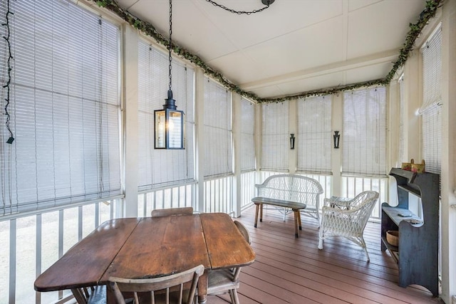 view of sunroom / solarium