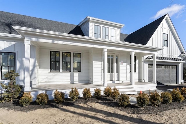 view of front of house with a porch