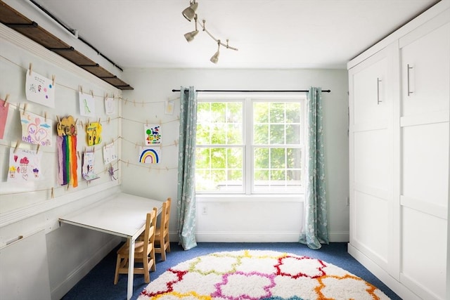 17-19 Beech Gln, Boston, MA 02119 - carpeted office space with baseboards