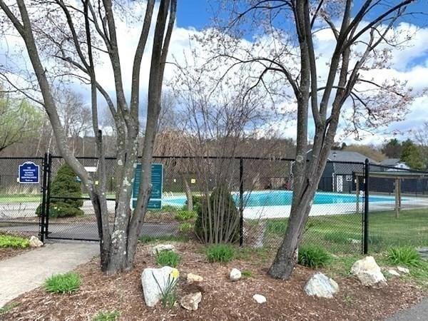 170 E Hadley Rd Unit 60, Amherst, MA 01002 - surrounding community with a gate