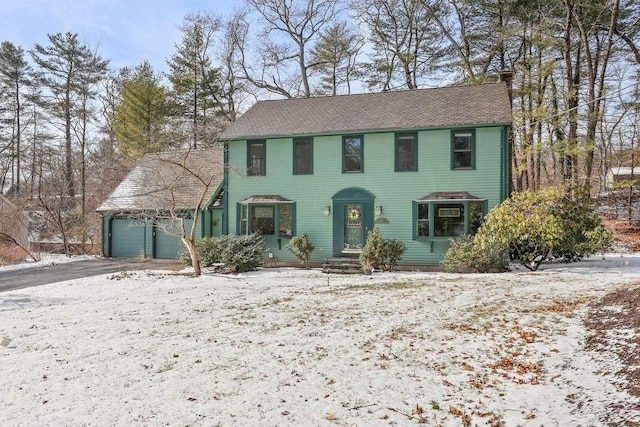 view of front of property featuring a garage