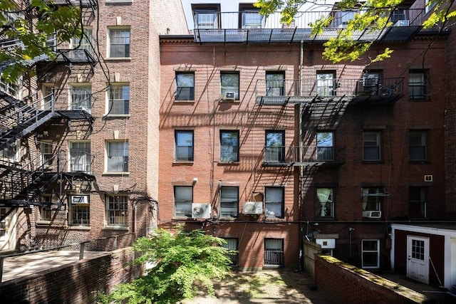 120 Charles St, Boston, MA 02114 - view of apartment building / complex