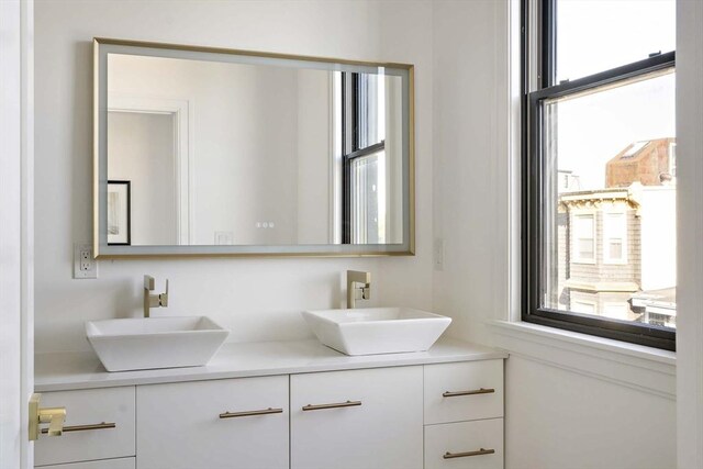 100 Bennington St Unit 3, Boston, MA 02128