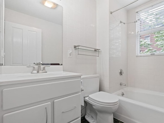 9 Bond St, Boston, MA 02118 - bathroom with vanity and washtub / shower combination