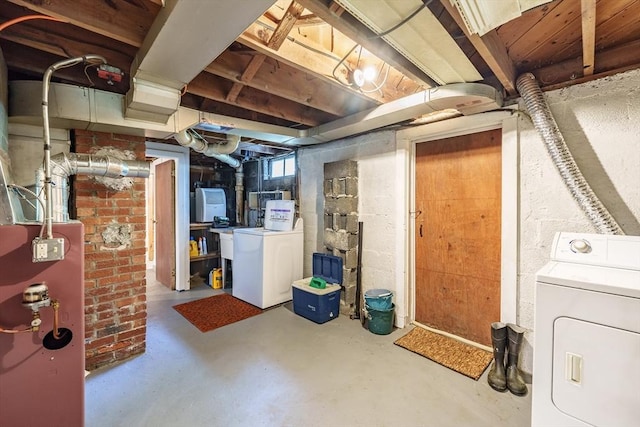 below grade area with washer / clothes dryer