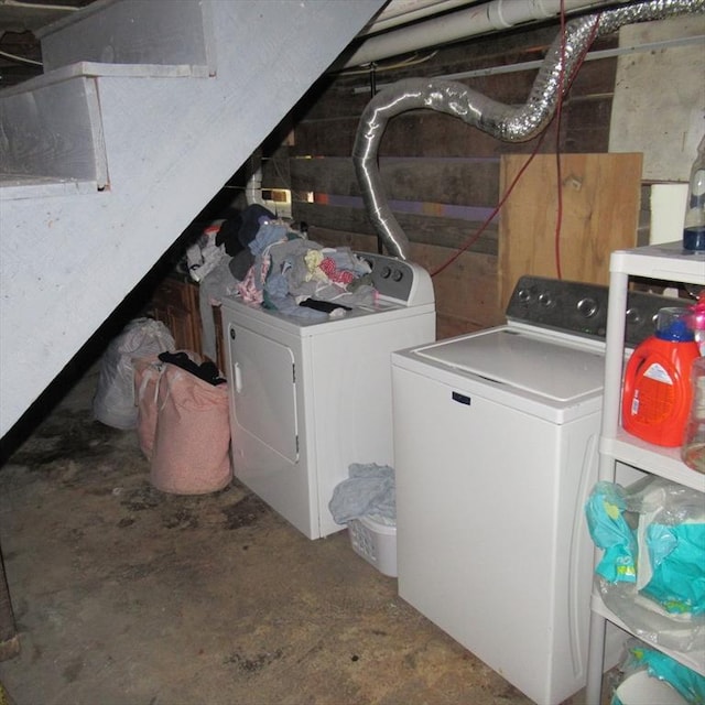 85-87 Belrose Ave, Lowell, MA 01852 - washroom with washing machine and dryer