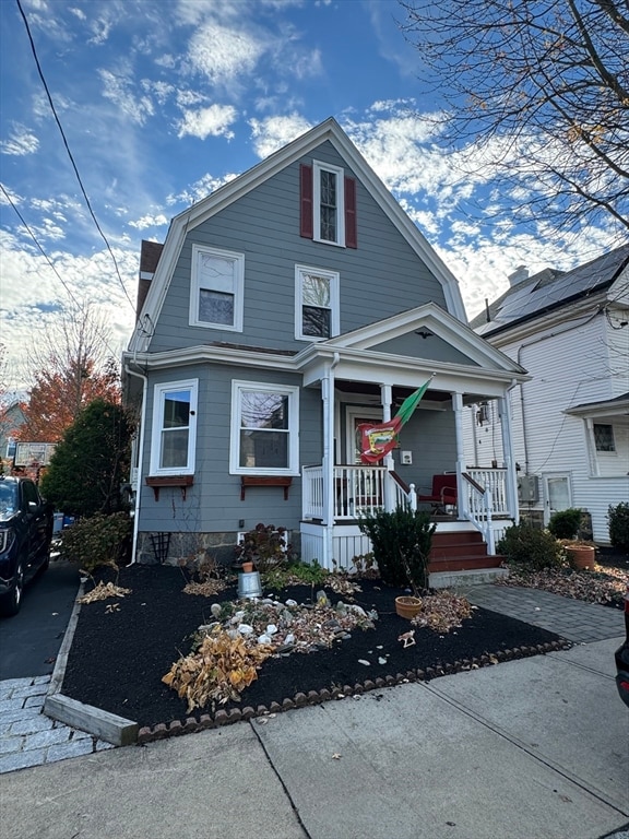 view of front of house featuring covered porch