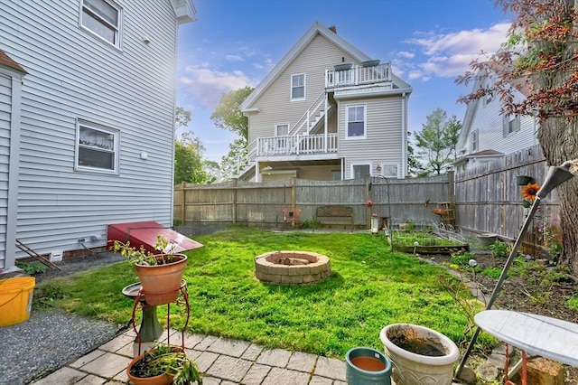 4 Myrtle Sq, Gloucester, MA 01930 - view of yard with an outdoor fire pit