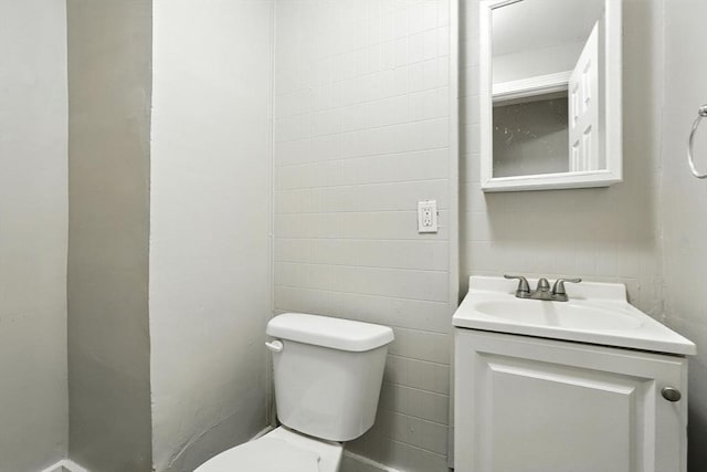 782 Sumner Ave, Springfield, MA 01108 - half bathroom with toilet and vanity