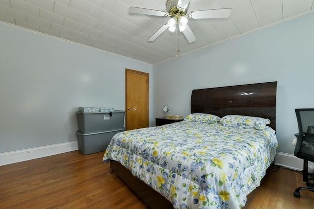 127 Beacon St, Chelsea, MA 02150 - bedroom with wood finished floors, a ceiling fan, ornamental molding, and baseboards