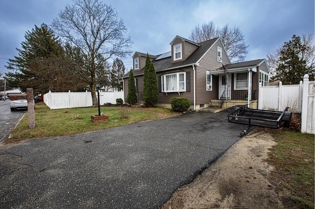 10 Albermarle St, Methuen, MA 01844 - cape cod-style house with roof with shingles