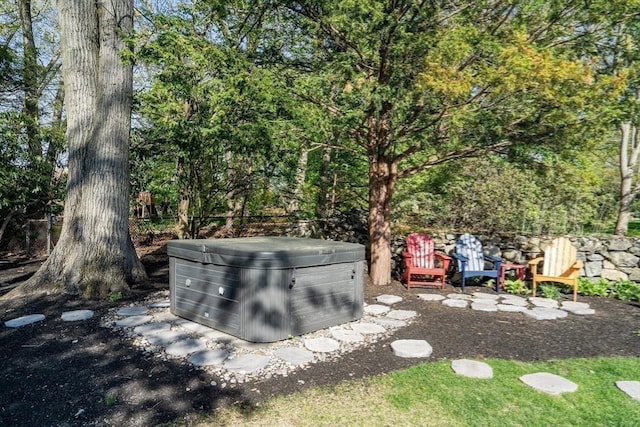 115 Rutledge, Belmont, MA 02478 - exterior view of a jacuzzi