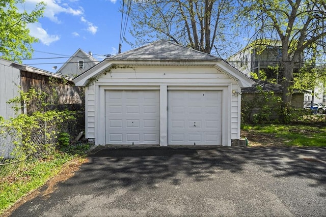 view of detached garage