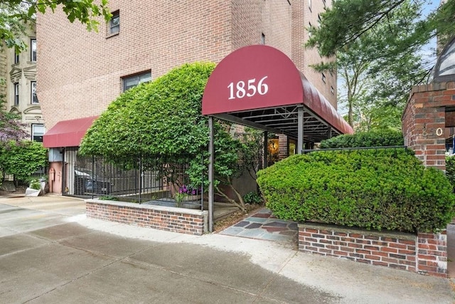 1856 Beacon St Unit 2D, Brookline, MA 02445 - view of building exterior