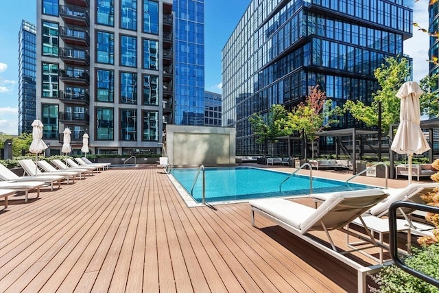 135 Seaport Blvd Unit 1901, Boston, MA 02210 - view of community pool