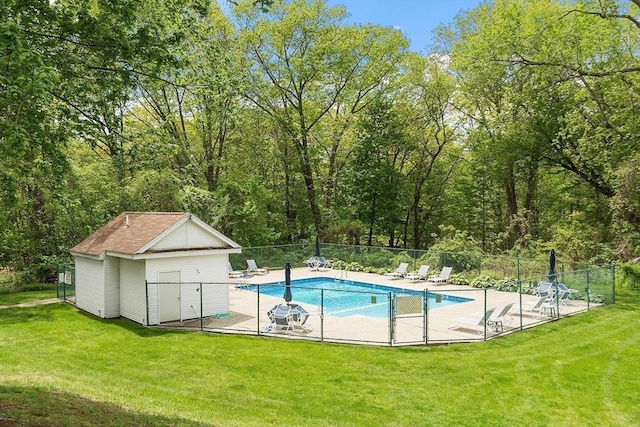 45 Macy St Unit B-205, Amesbury, MA 01913 - community pool with a patio and a wooded view