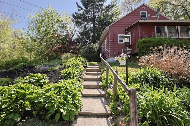 view of home's exterior