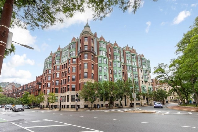 4 Charlesgate E Unit 106, Boston, MA 02215 - view of building exterior