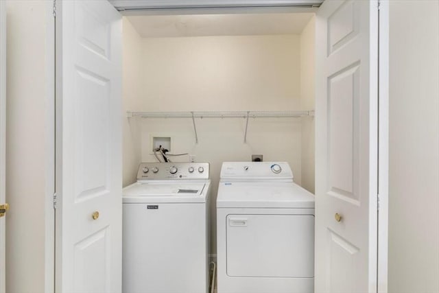 38 Abbey Rd Unit 38, Brentwood, NH 03833 - laundry room with independent washer and dryer