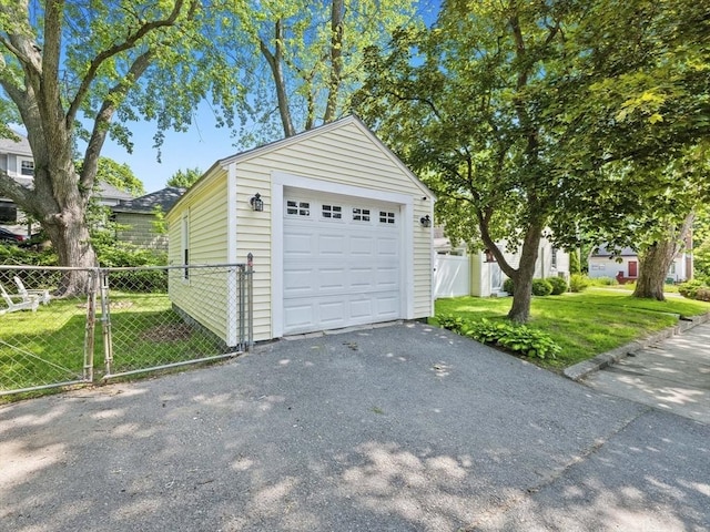 307 Boutelle St, Fitchburg, MA 01420 - detached garage with a gate and driveway