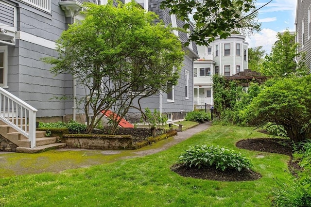 38 Torrey St, Boston, MA 02124 - view of grassy yard