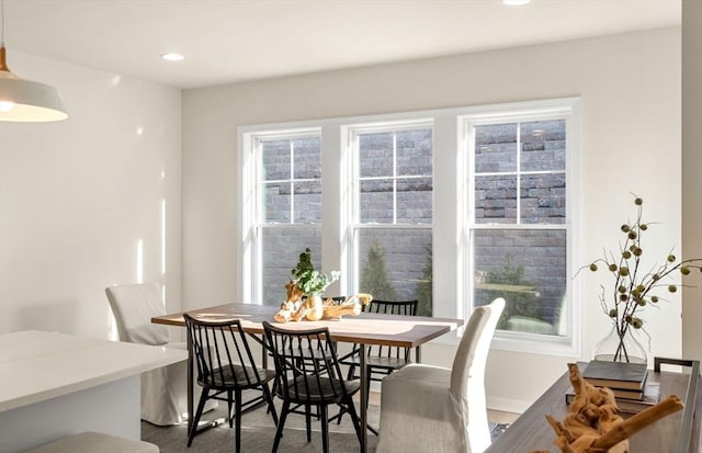 15 Mason Way Unit 73, Woburn, MA 01801 - dining area with recessed lighting and baseboards