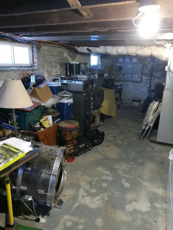 13 William St, Westfield, MA 01085 - basement with healthy amount of natural light