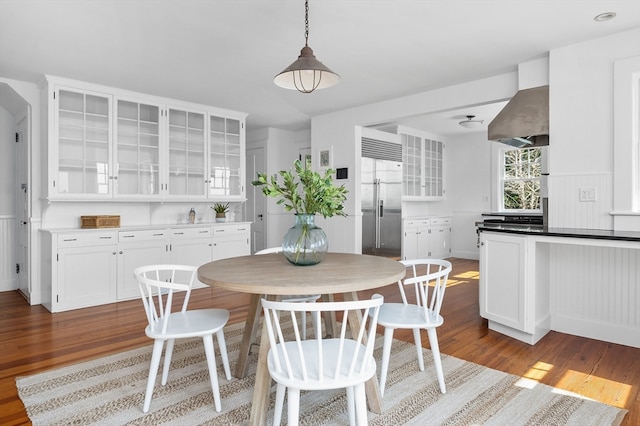 dining space featuring light hardwood / wood-style floors