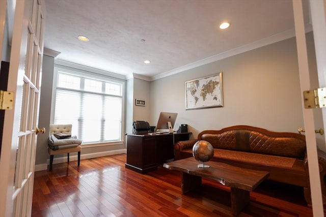 office space with dark wood-style floors, ornamental molding, baseboards, and recessed lighting