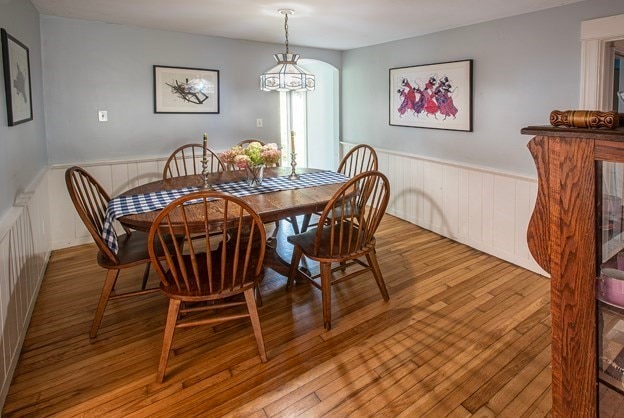 dining space with light hardwood / wood-style floors