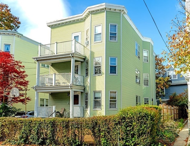 exterior space featuring a balcony