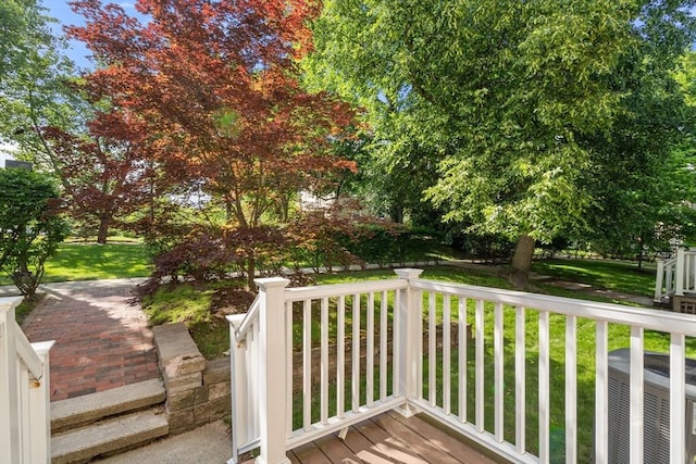 17 Angela Ln Unit 17, Watertown, MA 02472 - deck with a yard