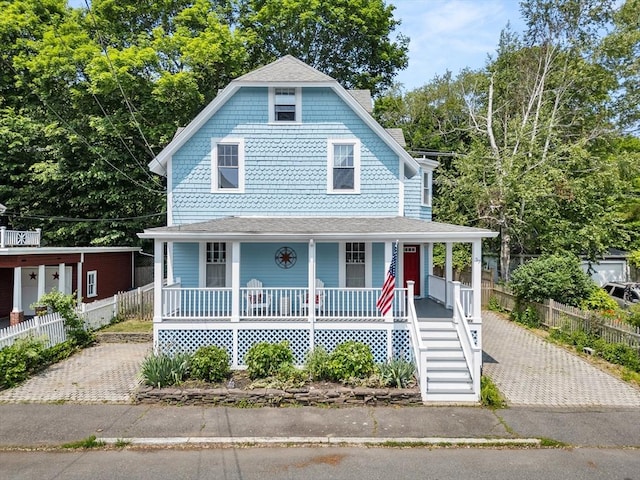 37 Devereux St, Marblehead, MA 01945 - view of front of home with a porch