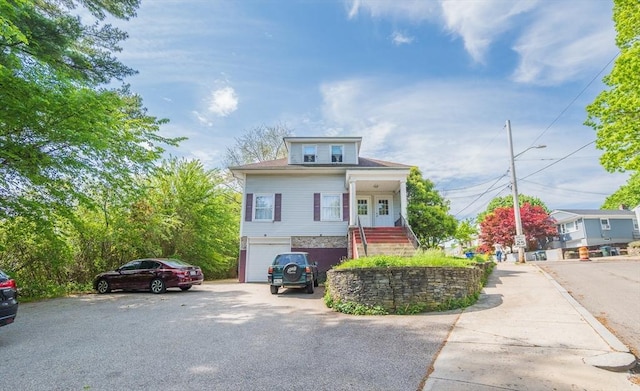201 Hillcrest Ave, Providence, RI 02909