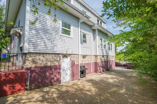 201 Hillcrest Ave, Providence, RI 02909