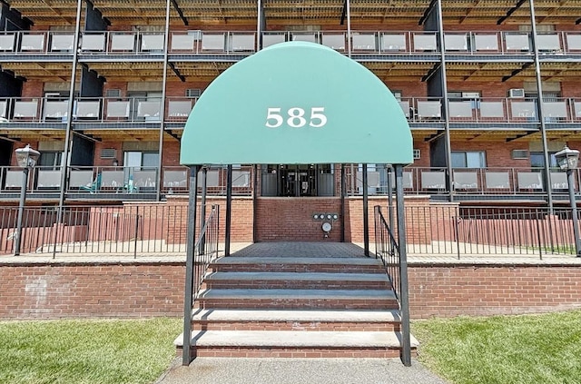 585 Revere Beach Pkwy Unit 410, Revere, MA 02151 - view of property