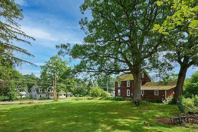 115 S Shelburne Rd, Greenfield, MA 01301 - view of green lawn